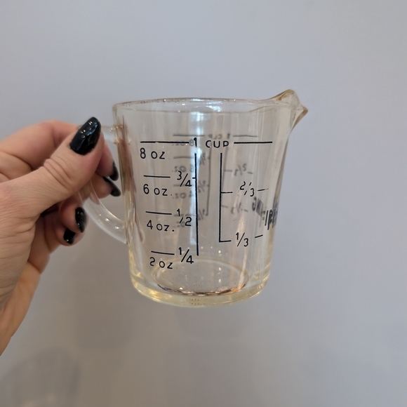 Vintage Fiee King 1 Cup Glass Measuring Cup - Picture 1 of 5